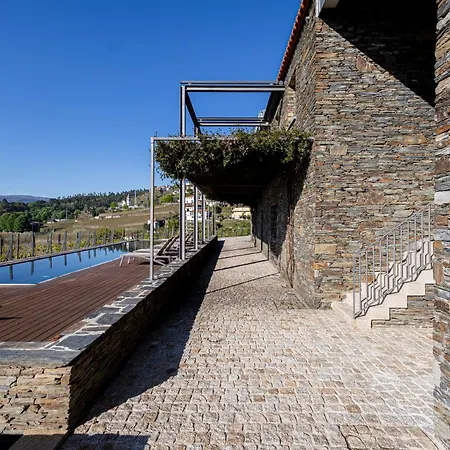 Casa Da Quinta De Santa Cruz - Douro Valley - By Rowdhouses Peso da Régua