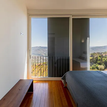 Casa Da Quinta De Santa Cruz - Douro Valley - By Rowdhouses * Peso da Régua