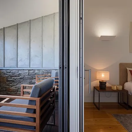 Casa Da Quinta De Santa Cruz - Douro Valley - By Rowdhouses