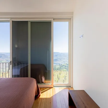 Casa Da Quinta De Santa Cruz - Douro Valley - By Rowdhouses *