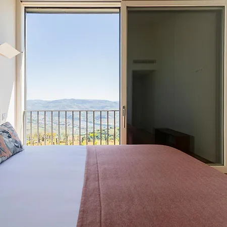 Casa Da Quinta De Santa Cruz - Douro Valley - By Rowdhouses