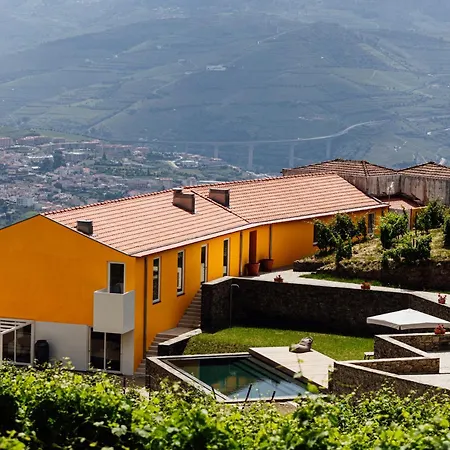 Casas Da Quinta De Santa Cruz - Douro Land * Peso da Régua