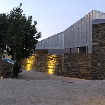 Casa Da Quinta De Santa Cruz - Douro Valley - By Met Peso da Régua