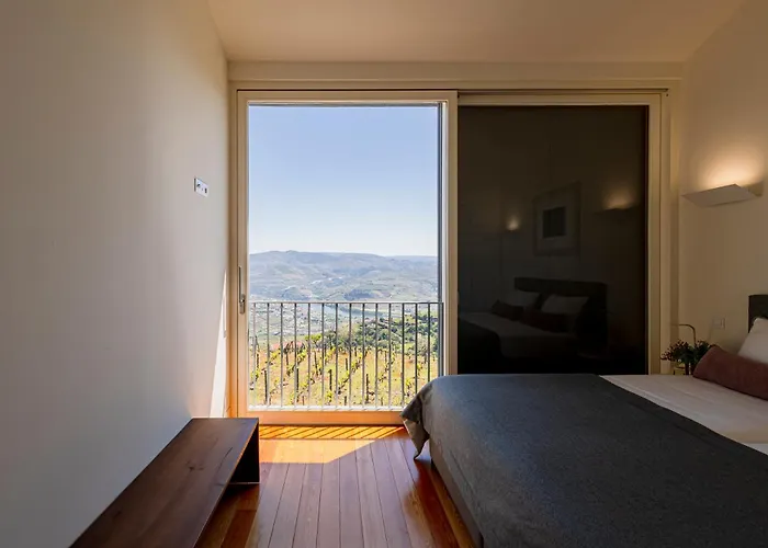 Hotel Quinta De Santa Cruz - Douro Land *